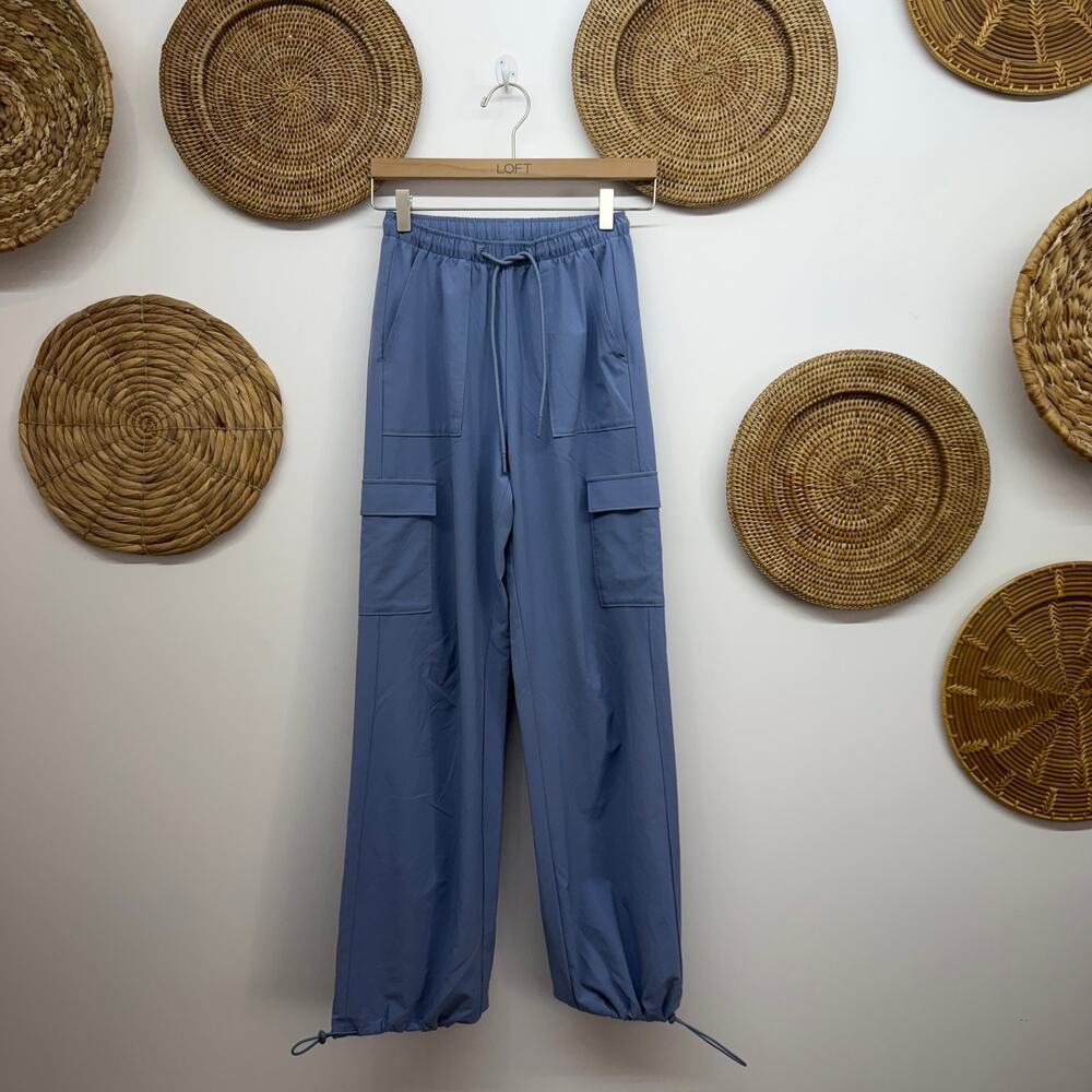 Gilly Hicks by Hollister Adjustable Hem Parachute Pants XXS